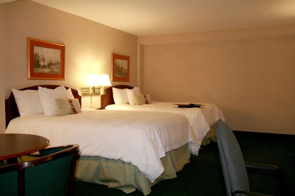 Hampton Inn & Suites Florence Center Phòng bức ảnh